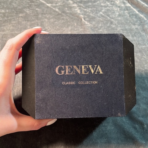 Geneva Watch - Picture 8 of 8